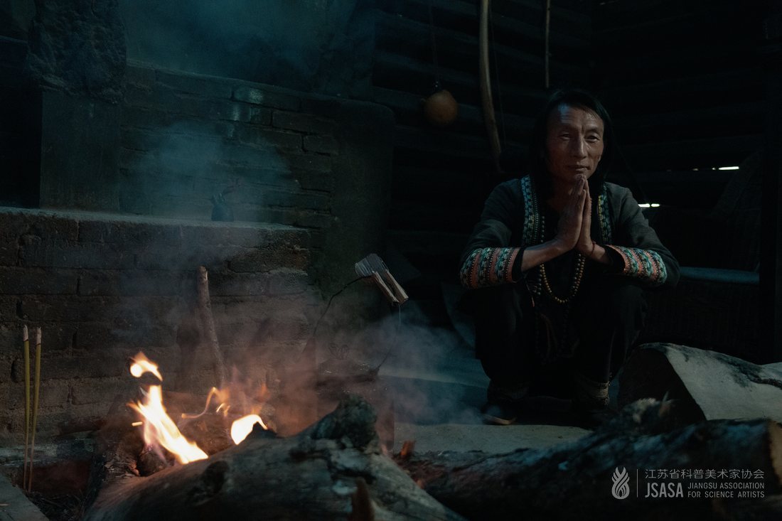 《纳西族祈福仪式纪实》